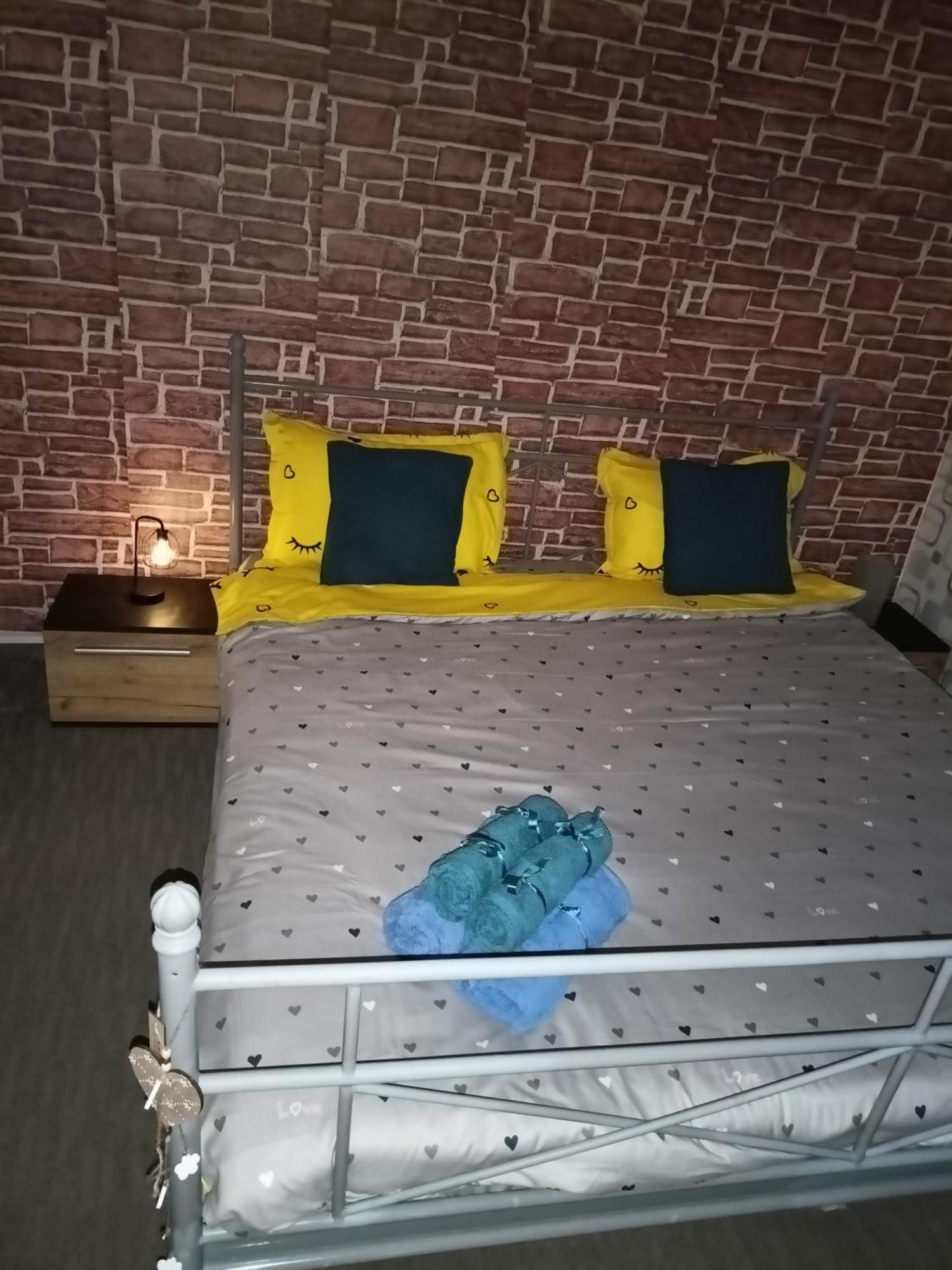 Happy June Apartment *